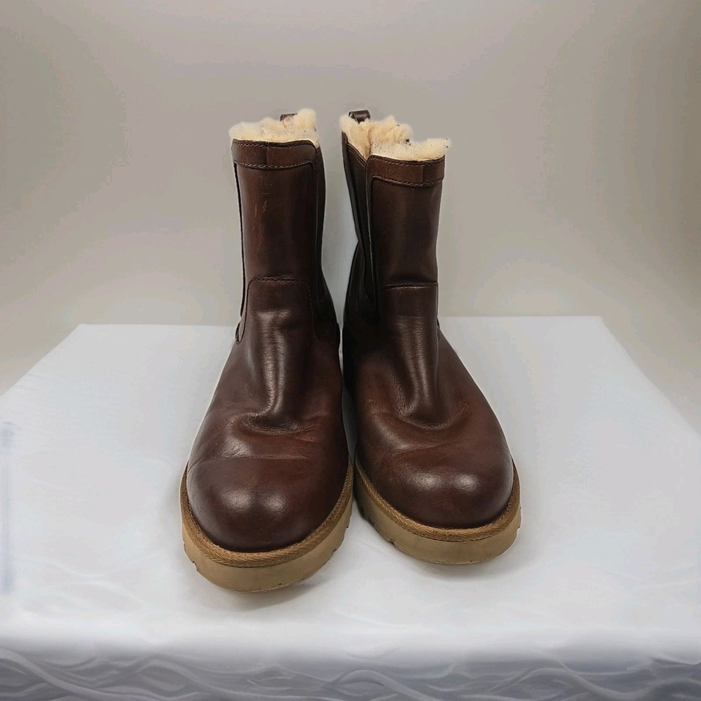 UGG Australia Womens Size 7.5 Slim Brit Chestnut Brown Leather Wedge Boot